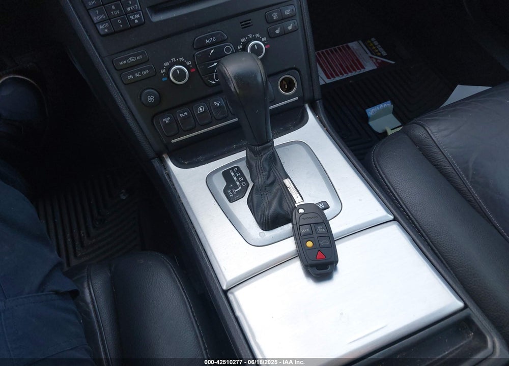 2014 VOLVO XC90 VIN: YV4952CZ8E1701530