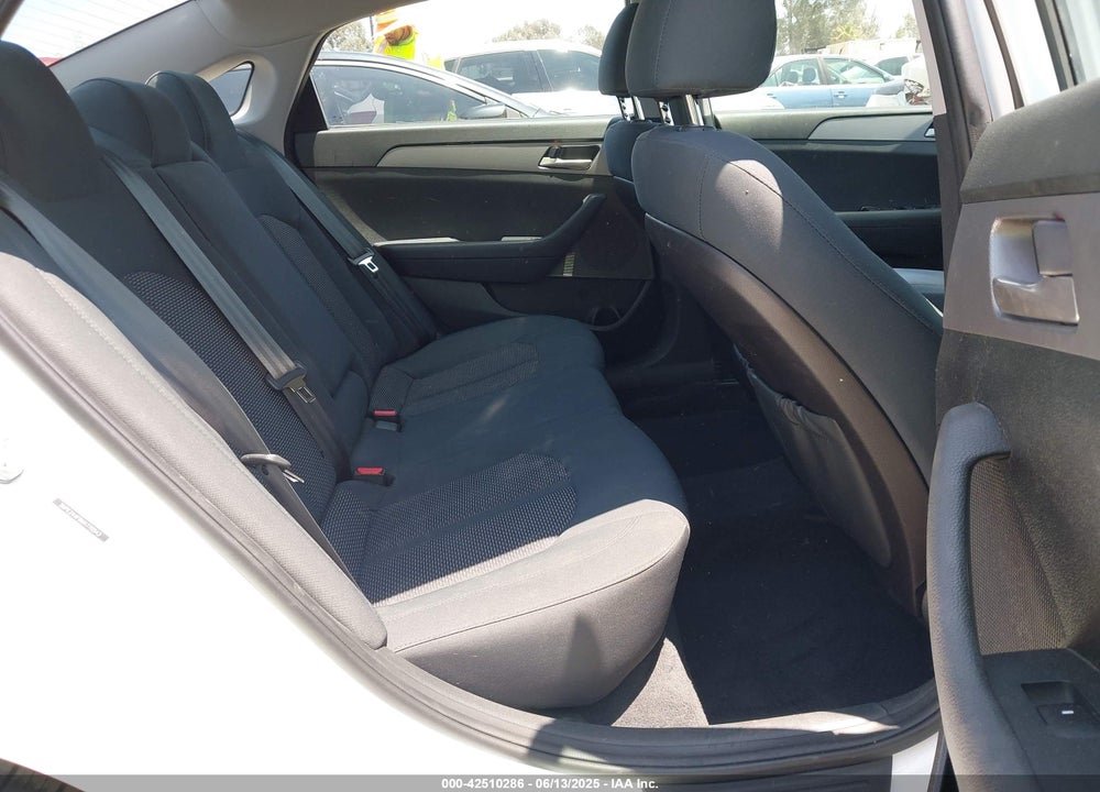 2019 HYUNDAI SONATA VIN: 5NPE24AF6KH770543