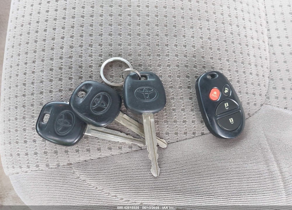 2006 TOYOTA SIENNA LE VIN: 5TDZA23C16S491786