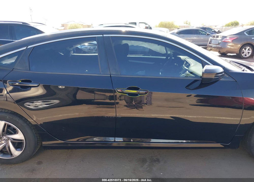 2019 HONDA CIVIC VIN: 19XFC2F62KE202213