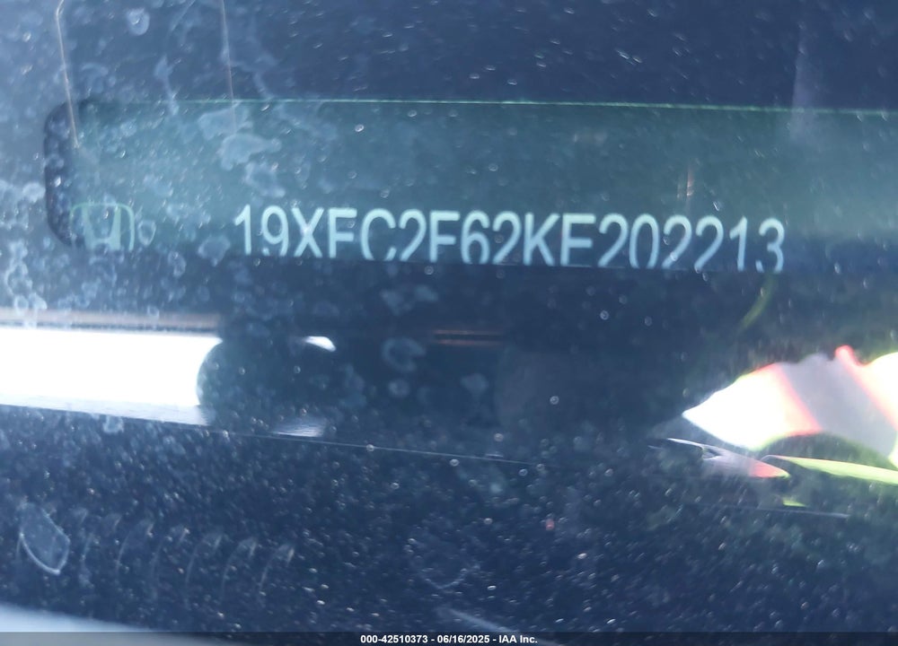 2019 HONDA CIVIC VIN: 19XFC2F62KE202213