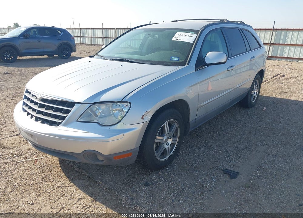 2008 CHRYSLER PACIFICA VIN: 2A8GF68X28R607920