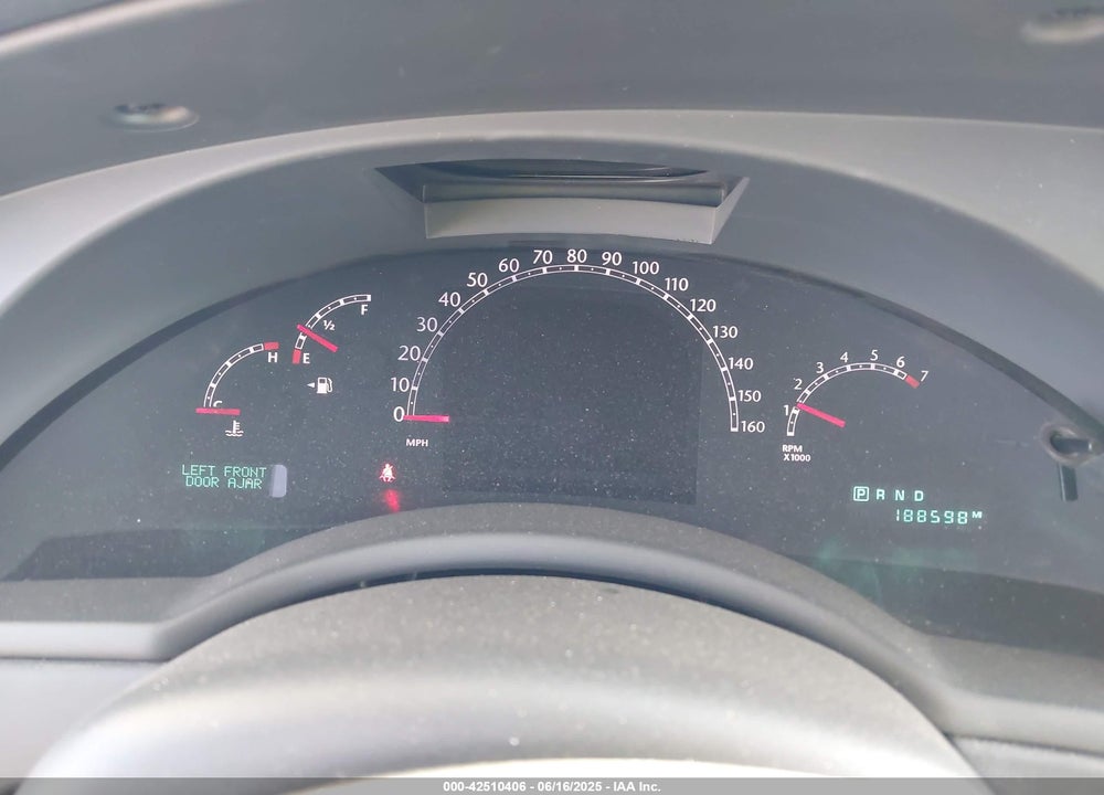 2008 CHRYSLER PACIFICA VIN: 2A8GF68X28R607920