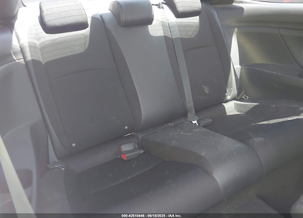 2019 HONDA CIVIC VIN: 2HGFC4B83KH303138