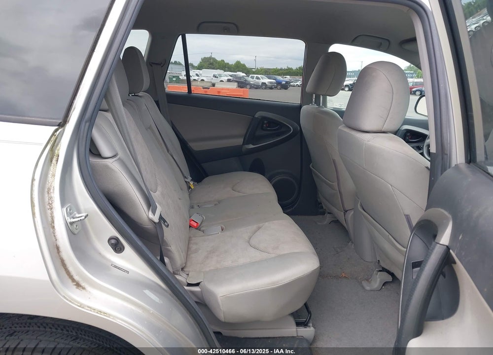 2011 TOYOTA RAV4 VIN: 2T3ZF4DV8BW099765
