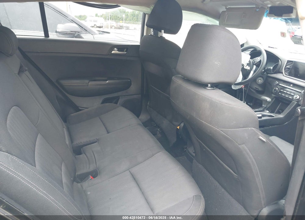 2022 KIA SPORTAGE VIN: KNDPM3AC6N7966588
