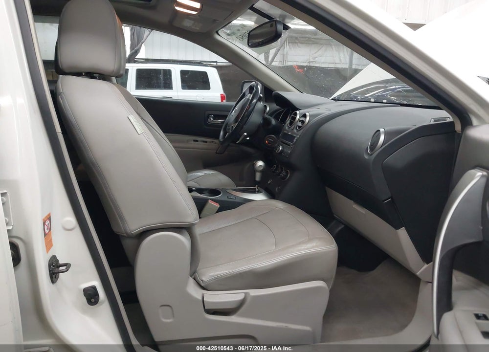 2008 NISSAN ROGUE SL VIN: JN8AS58V38W412406