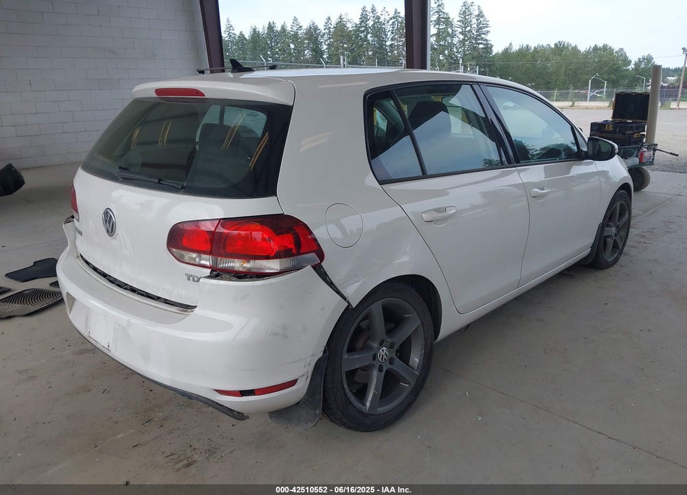 2013 VOLKSWAGEN GOLF VIN: WVWDM7AJ6DW131992