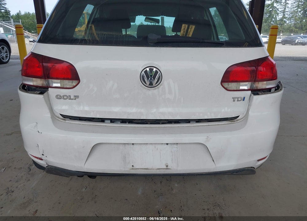 2013 VOLKSWAGEN GOLF VIN: WVWDM7AJ6DW131992