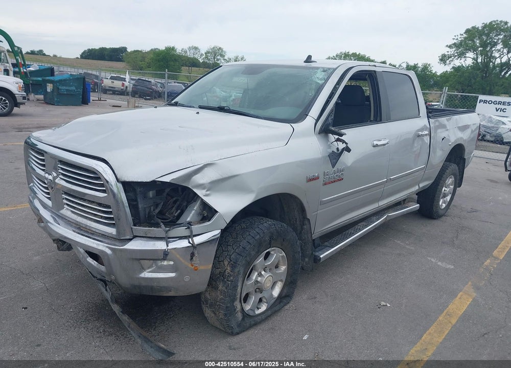 2016 RAM 2500 VIN: 3C6UR5DJXGG224039