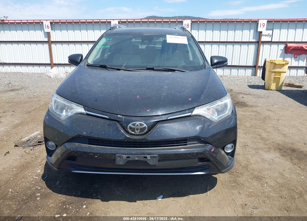 2018 TOYOTA RAV4 VIN: 2T3RFREV0JW833499