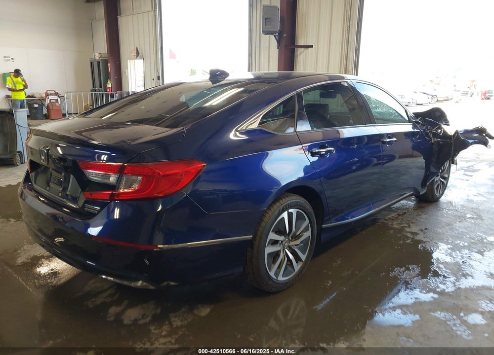 2020 HONDA ACCORD VIN: 1HGCV3F95LA012182