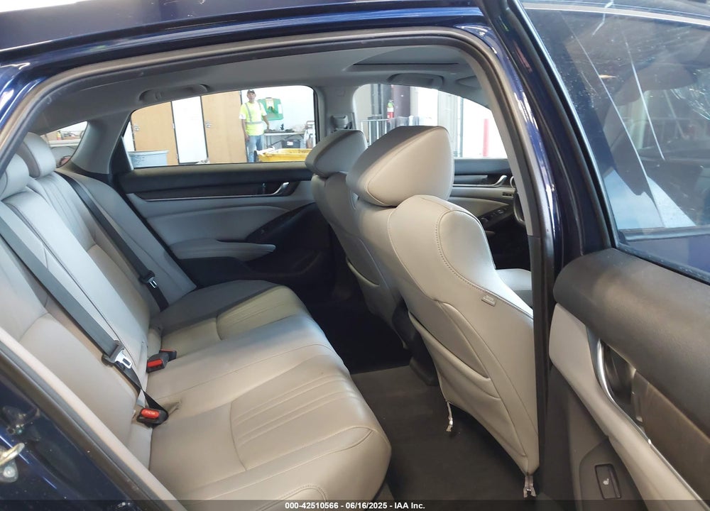 2020 HONDA ACCORD VIN: 1HGCV3F95LA012182