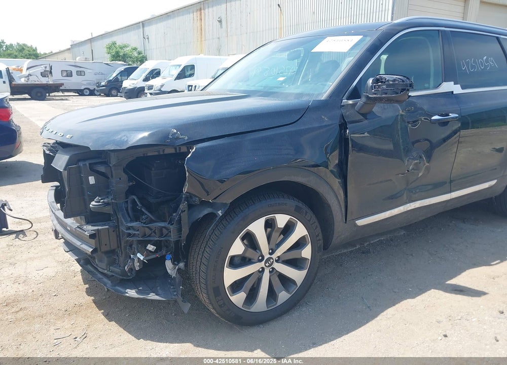 2021 KIA TELLURIDE VIN: 5XYP64HC9MG177780