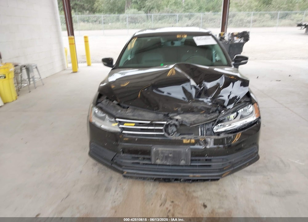 2017 VOLKSWAGEN JETTA VIN: 3VWDB7AJXHM272766