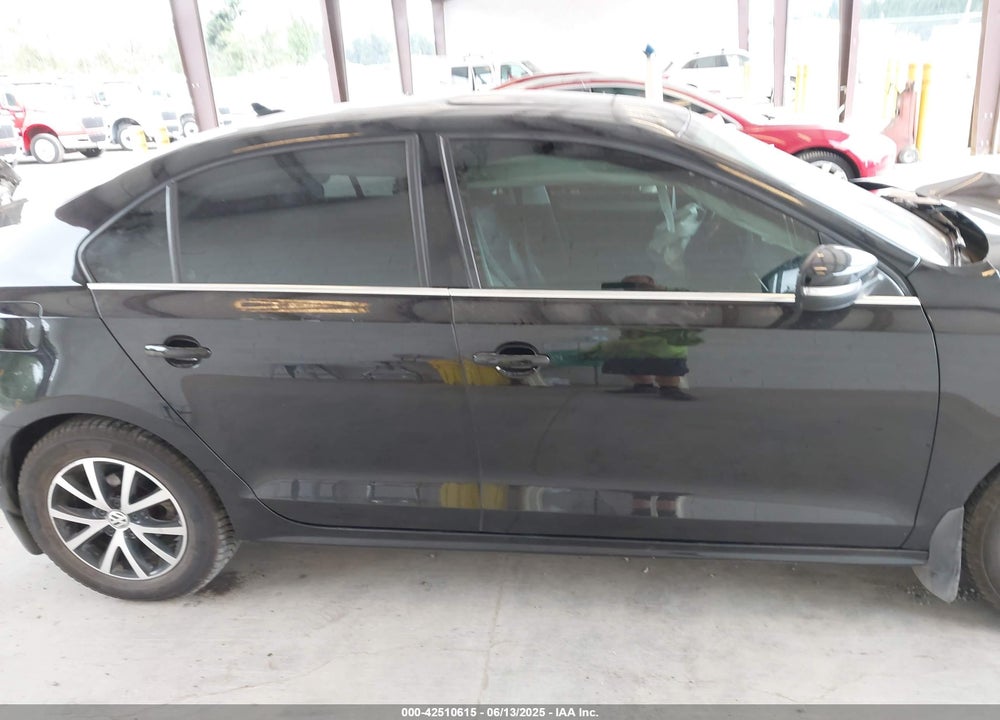 2017 VOLKSWAGEN JETTA VIN: 3VWDB7AJXHM272766