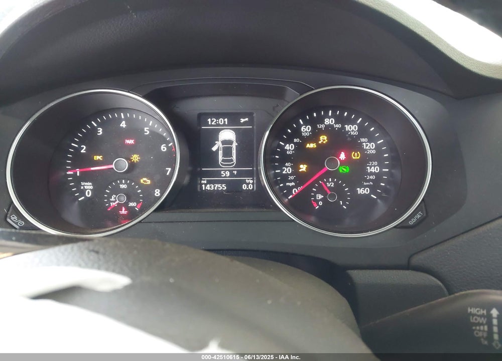 2017 VOLKSWAGEN JETTA VIN: 3VWDB7AJXHM272766
