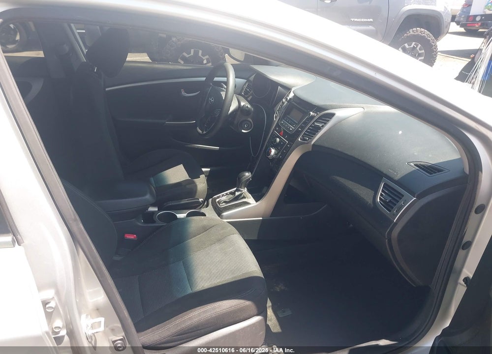 2013 HYUNDAI ELANTRA GT VIN: KMHD35LE1DU108540