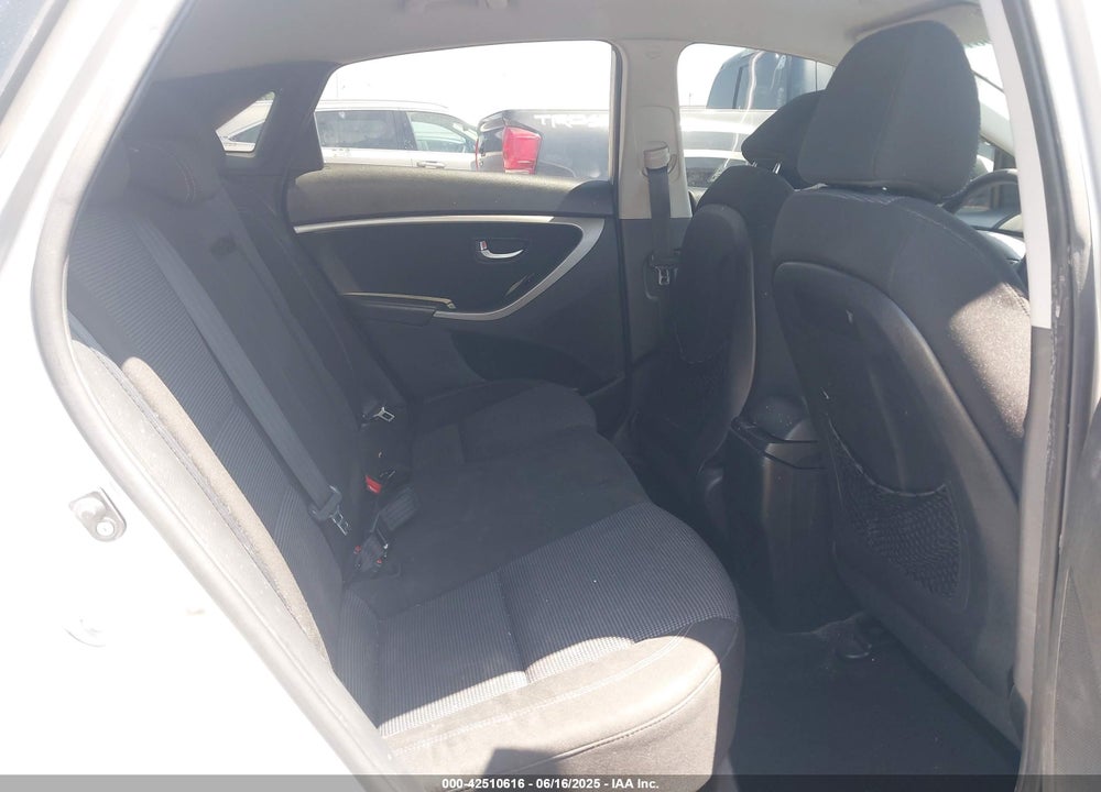 2013 HYUNDAI ELANTRA GT VIN: KMHD35LE1DU108540
