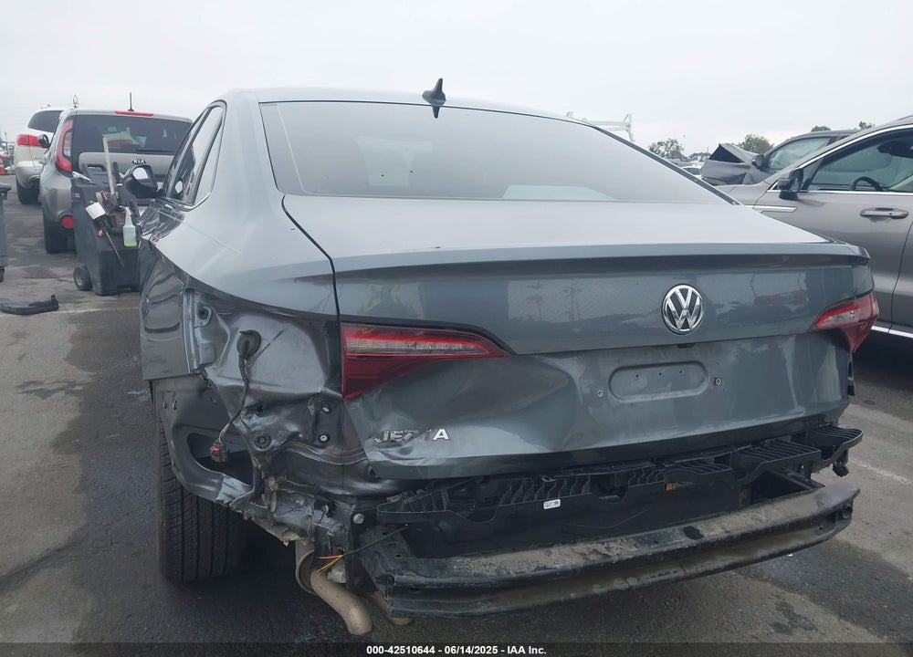 2019 VOLKSWAGEN JETTA VIN: 3VWGB7BU2KM169175