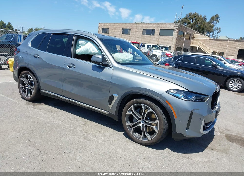 2025 BMW X5 PHEV VIN: 5UX43EU08S9Y88073