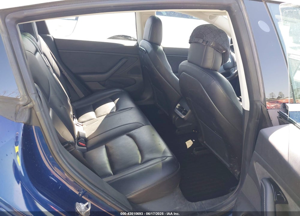 2018 TESLA MODEL 3 VIN: 5YJ3E1EBXJF092106