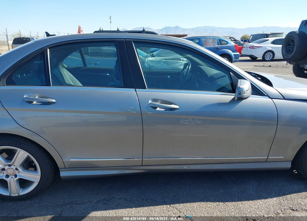 2011 MERCEDES-BENZ C 300 LUXURY 4MATIC/SPORT 4MATIC VIN: WDDGF8BB0BR180286
