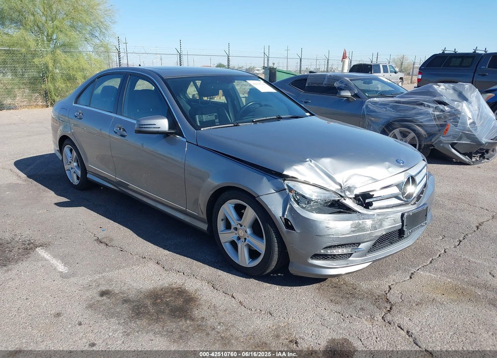 2011 MERCEDES-BENZ C 300 LUXURY 4MATIC/SPORT 4MATIC VIN: WDDGF8BB0BR180286