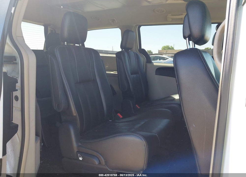 2014 CHRYSLER TOWN & COUNTRY TOURING VIN: 2C4RC1BG9ER293666