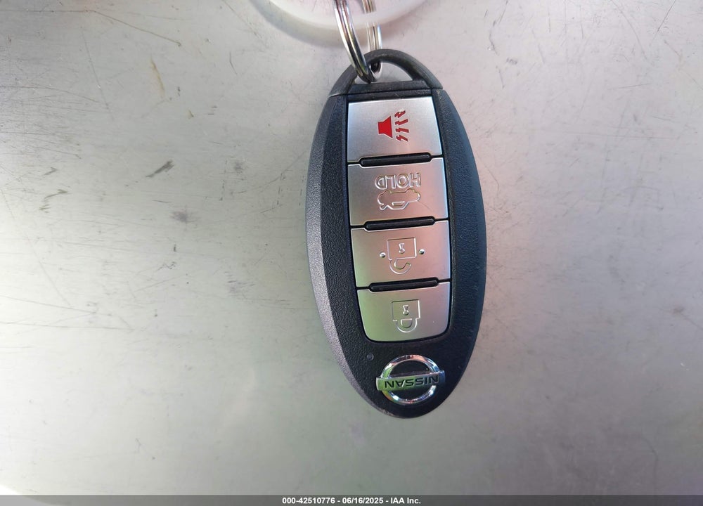 2020 NISSAN VERSA SV XTRONIC CVT VIN: 3N1CN8EV6LL867351