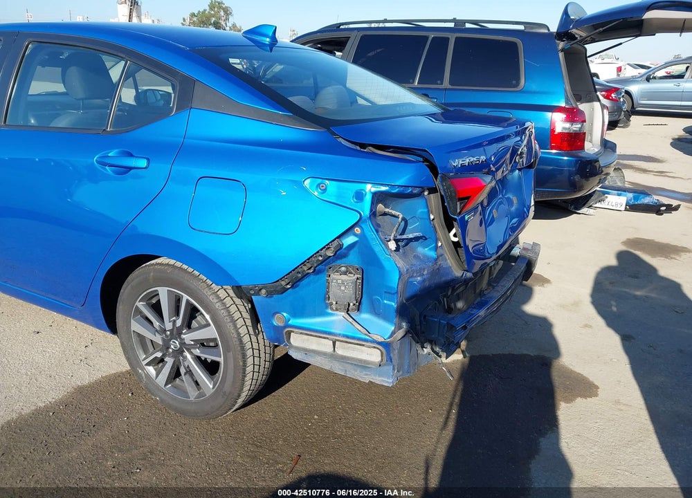 2020 NISSAN VERSA SV XTRONIC CVT VIN: 3N1CN8EV6LL867351