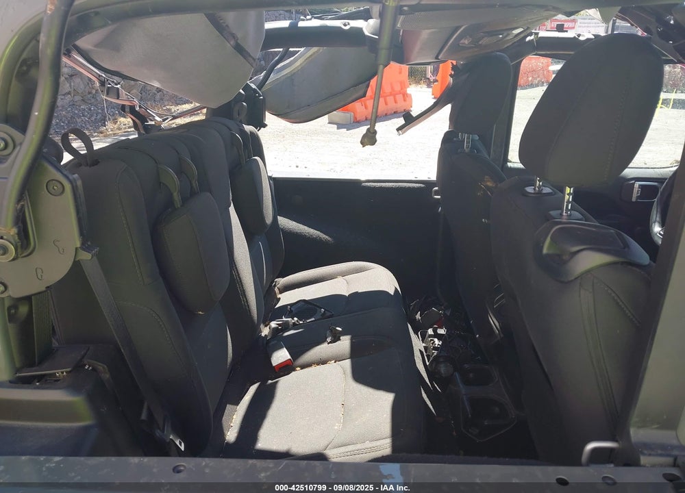 2020 JEEP WRANGLER / VIN: 1C4GJXAG3LW271152