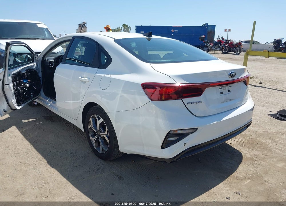 2020 KIA FORTE VIN: 3KPF24ADXLE183707