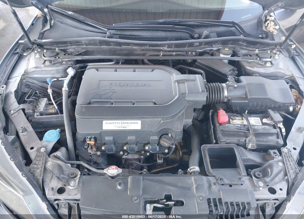 2015 HONDA ACCORD VIN: 1HGCR3F81FA023373