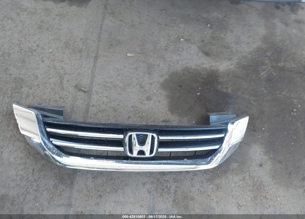 2015 HONDA ACCORD VIN: 1HGCR3F81FA023373