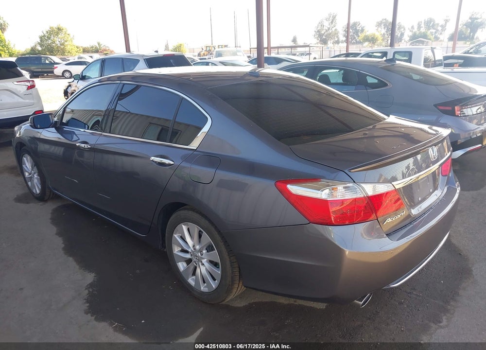 2015 HONDA ACCORD VIN: 1HGCR3F81FA023373