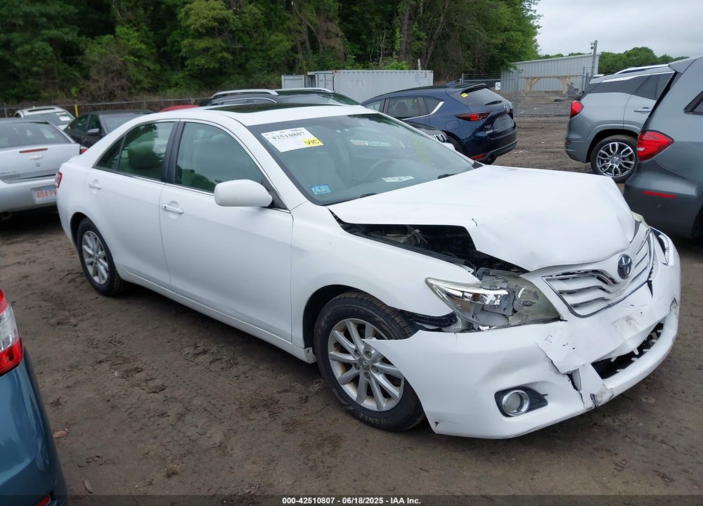 2011 TOYOTA CAMRY XLE VIN: 4T4BF3EK1BR143152