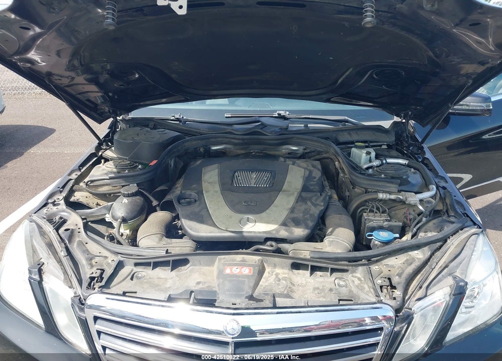 2010 MERCEDES-BENZ E VIN: WDDHF8HB7AA220243