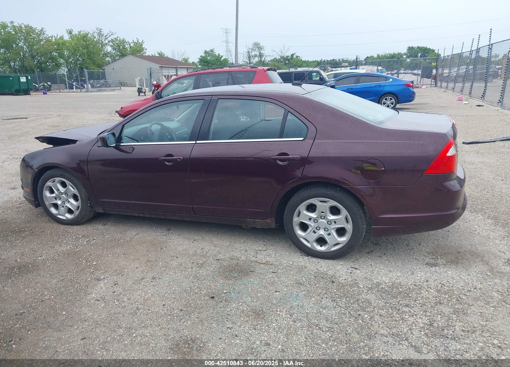 2011 FORD FUSION VIN: 3FAHP0HA4BR220519