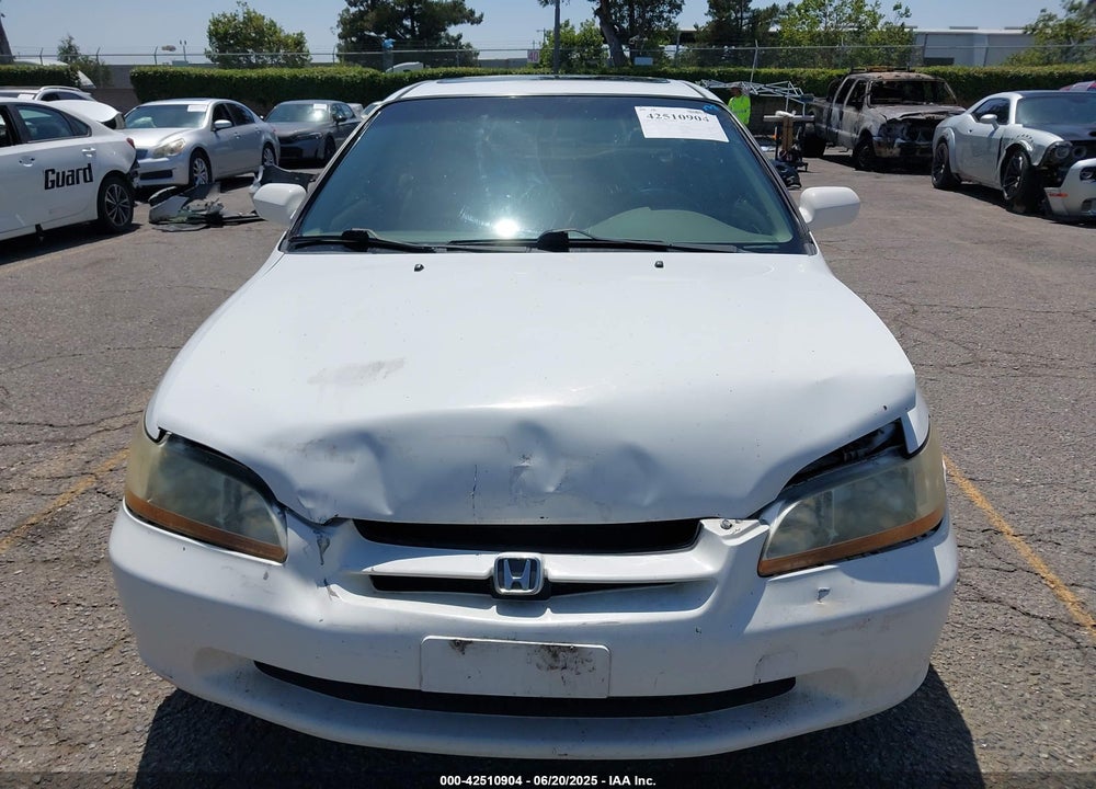 1998 HONDA ACCORD EX V6 VIN: 1HGCG165XWA068781