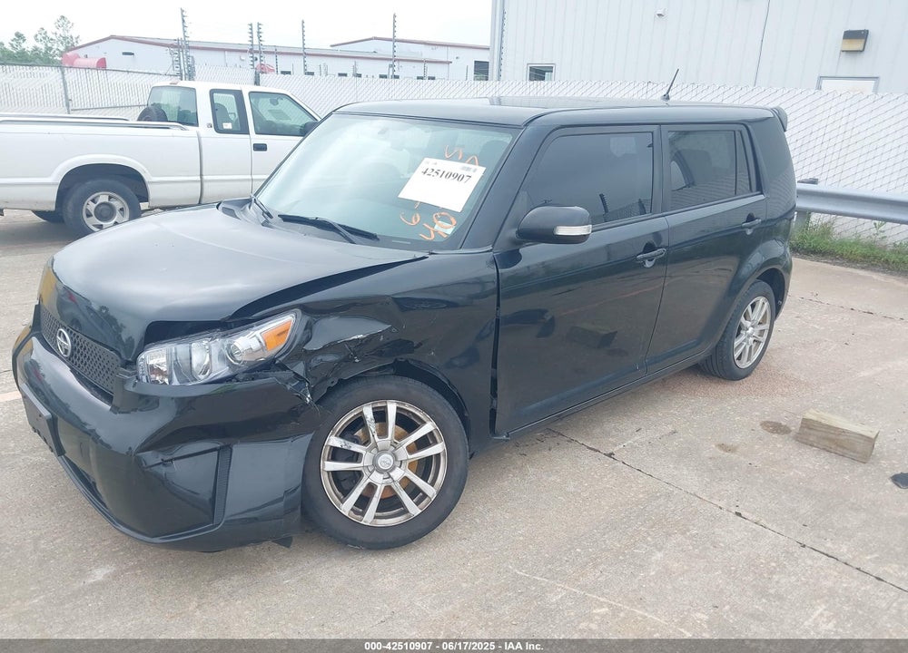 2008 SCION XB VIN: JTLKE50EX81039031