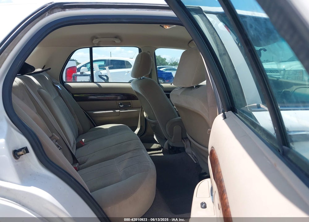 2005 MERCURY GRAND MARQUIS GS VIN: 2MEFM74W35X601402