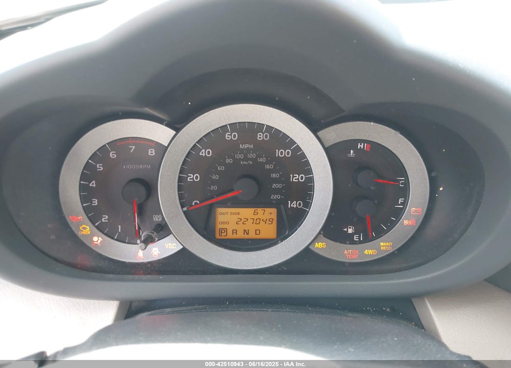 2006 TOYOTA RAV4 LIMITED VIN: JTMBD31V866002240