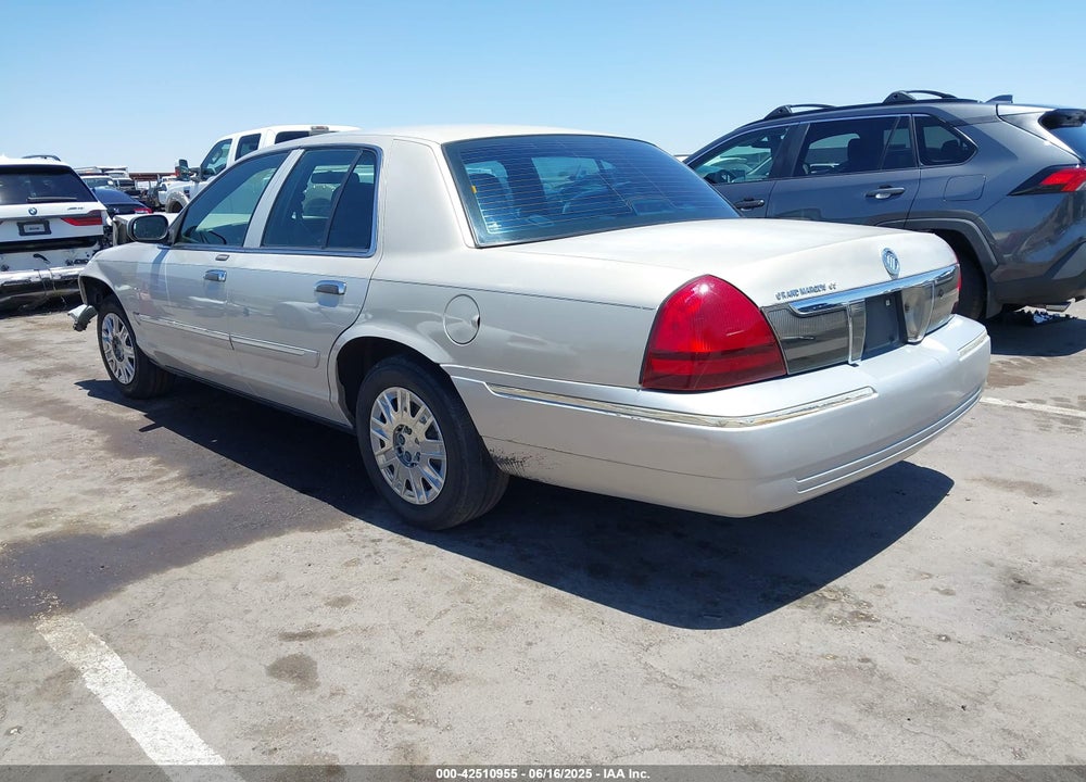 2007 MERCURY GRAND MARQUIS VIN: 2MEFM74W37X614704