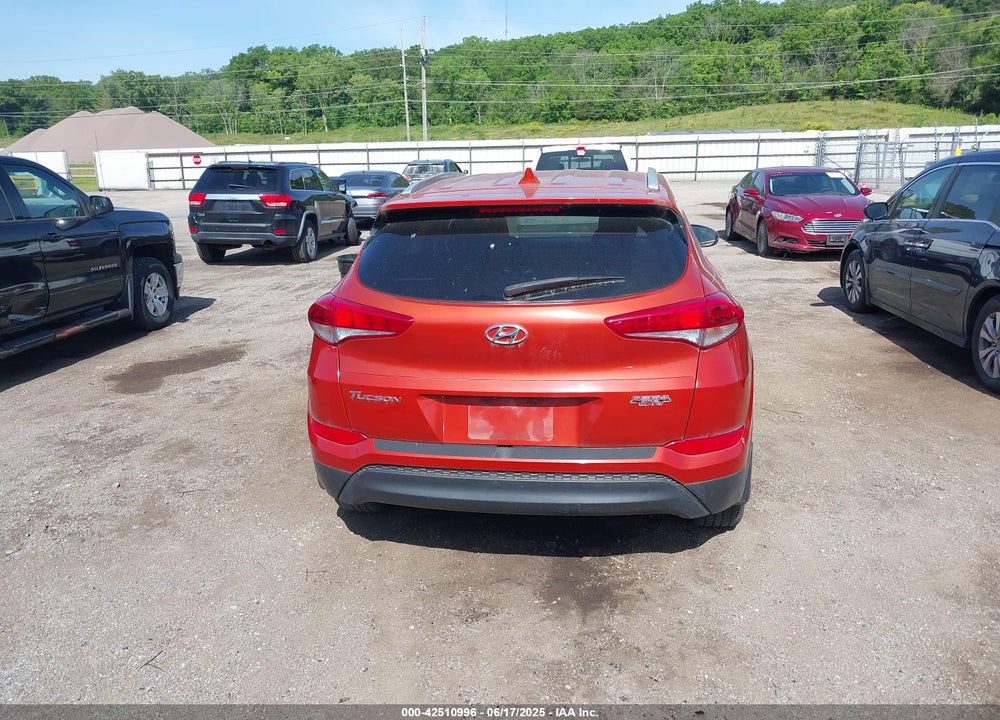 2017 HYUNDAI TUCSON SE PLUS VIN: KM8J33A45HU419721