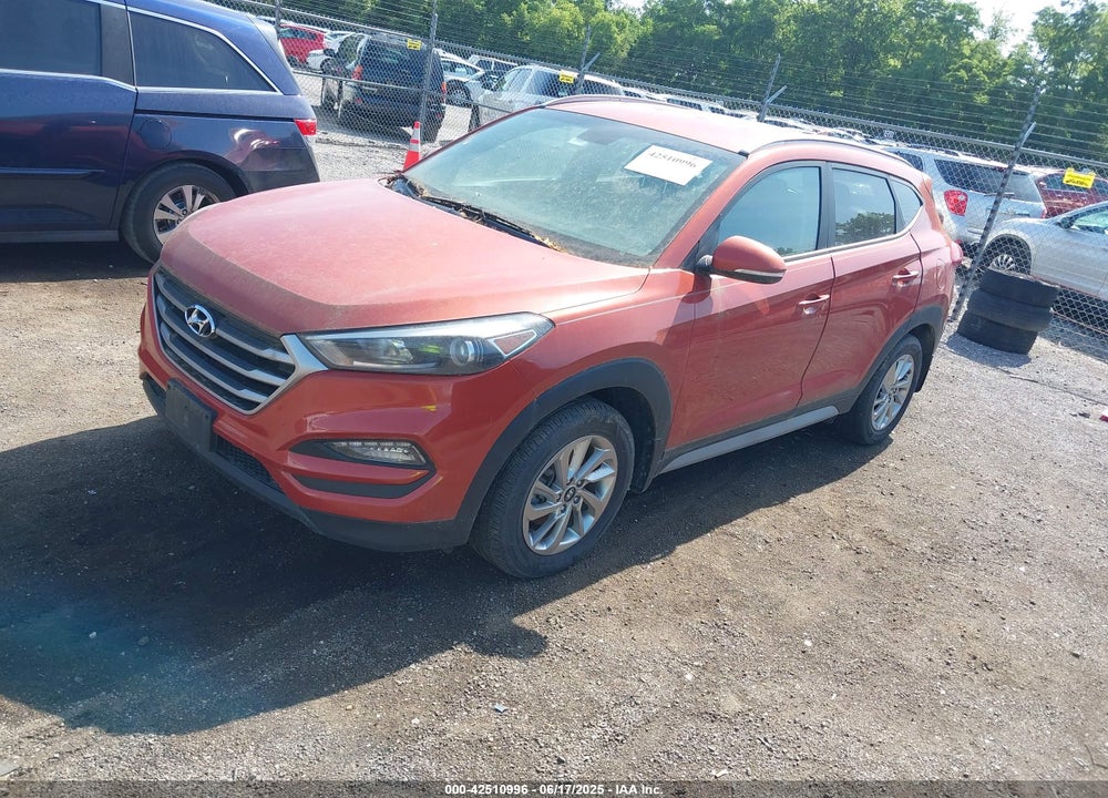 2017 HYUNDAI TUCSON SE PLUS VIN: KM8J33A45HU419721