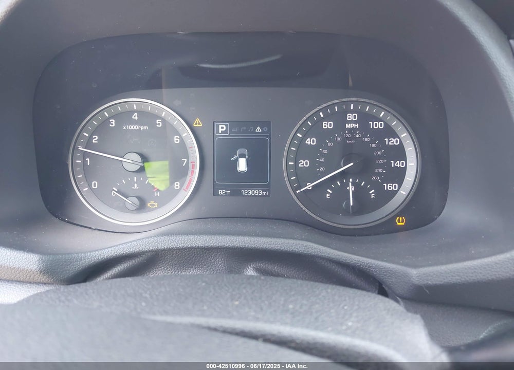 2017 HYUNDAI TUCSON SE PLUS VIN: KM8J33A45HU419721