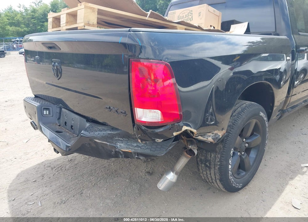 2019 RAM 1500 CLASSIC VIN: 1C6RR7LT6KS620460
