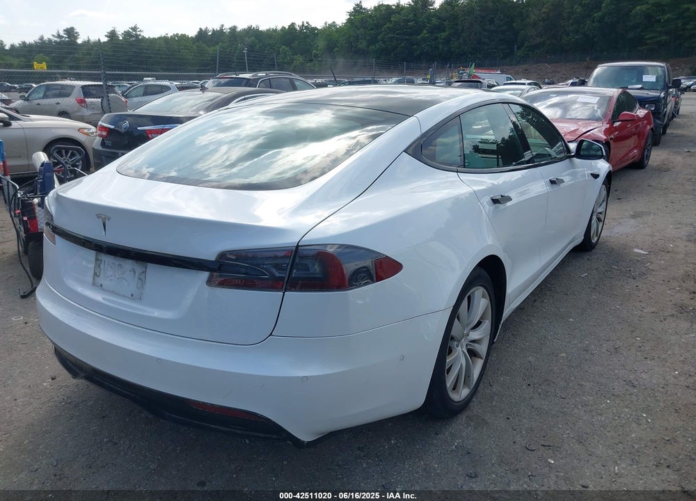 2021 TESLA MODEL S VIN: 5YJSA1E57MF428512