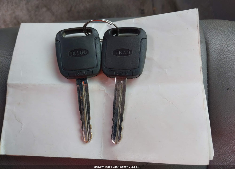 2006 TOYOTA CAMRY VIN: 4T1BF30K66U621606
